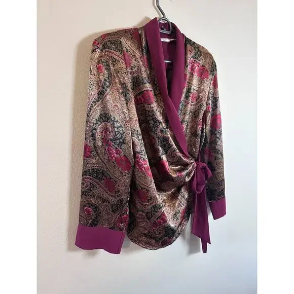 Vintage Small Victoria’s Secret Gold Label Pajama Set Satin Paisley Red Gold - Picture 2 of 10